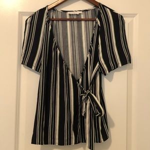 Lush Womens Shirt Size M Strips Navy